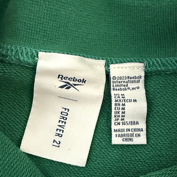Vintage Reebok Crew - Picture 3 of 3